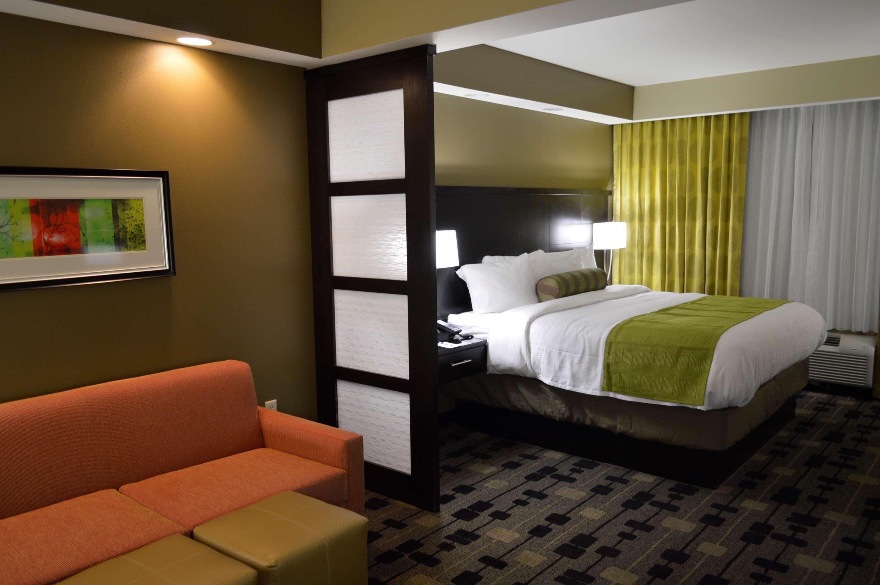 Best Western Plus University Inn Hattiesburg Esterno foto